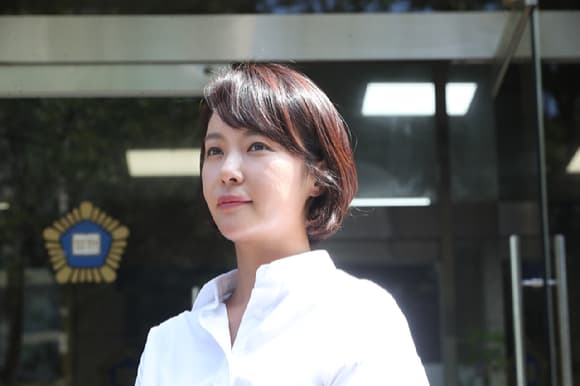 Hwang Jung-eum Faces Embezzlement Charges: Prosecutors Seek 3-Year Sentence